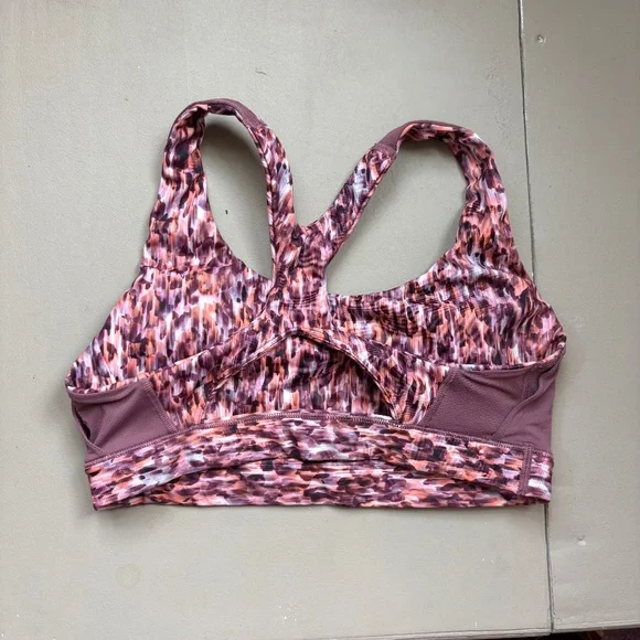 EUC Athleta Ultimate Sports Bra S Flare Abstract Maroon Pink Mauve - Picture 6 of 7